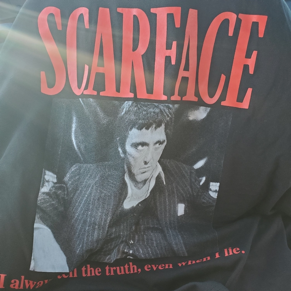 2 XXL T-shirts that everyone knows